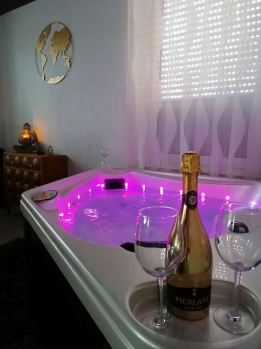 Suite Island Colmar Luaran gambar